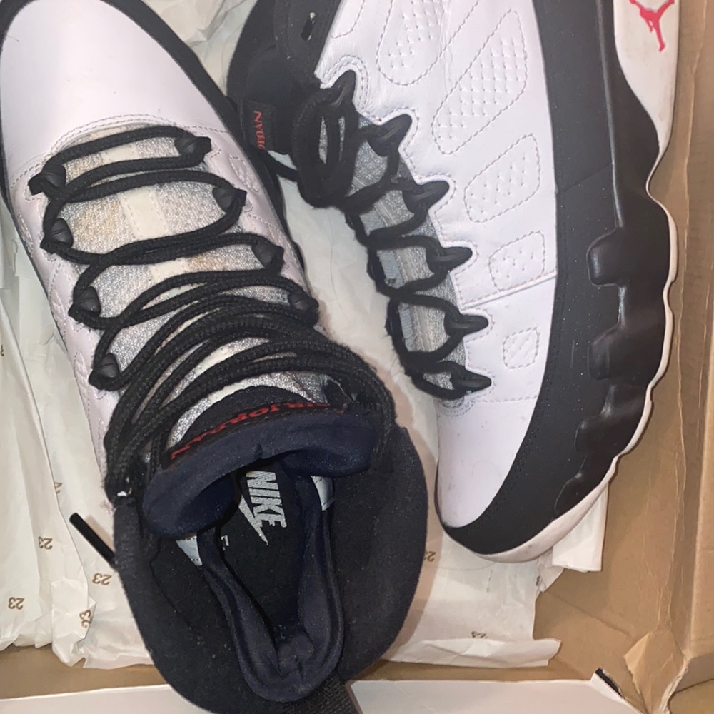 Air Jordan 9 Retro OG “Space Jam”